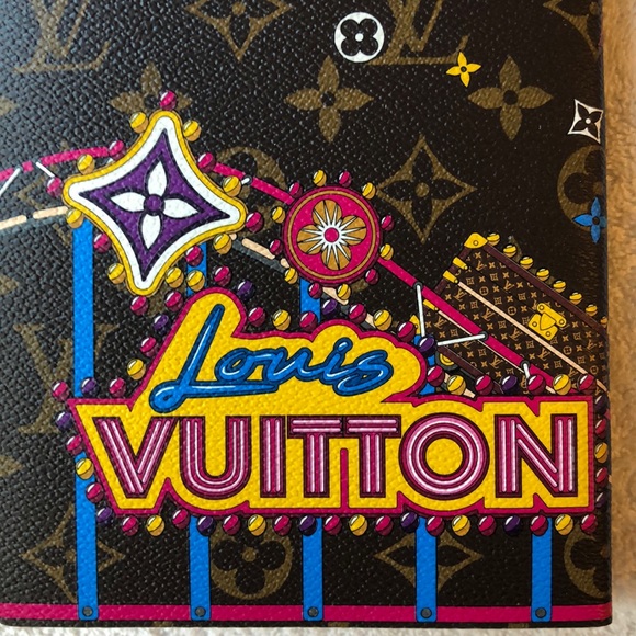 LOUIS VUITTON ROLLER COASTER CLEMENCE NOTEBOOK NWT - Picture 5 of 16
